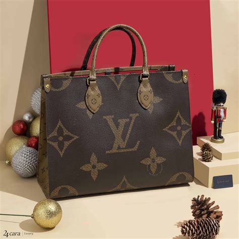 Products by Louis Vuitton: Onthego MM Tote Bag